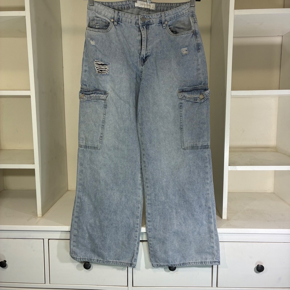 Indigo Rein Womens Light Wash Distressed Wide Leg Cargo Jeans Size 15 W31 L32
